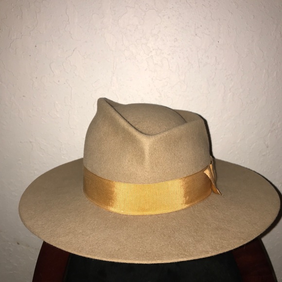 Gladys Tamez Hat - Picture 6 of 7